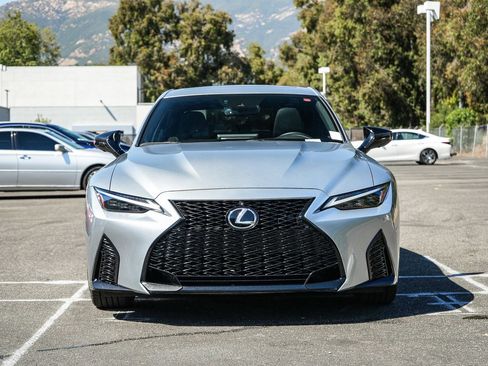 Used 2024 Lexus IS 500 RWD image 2
