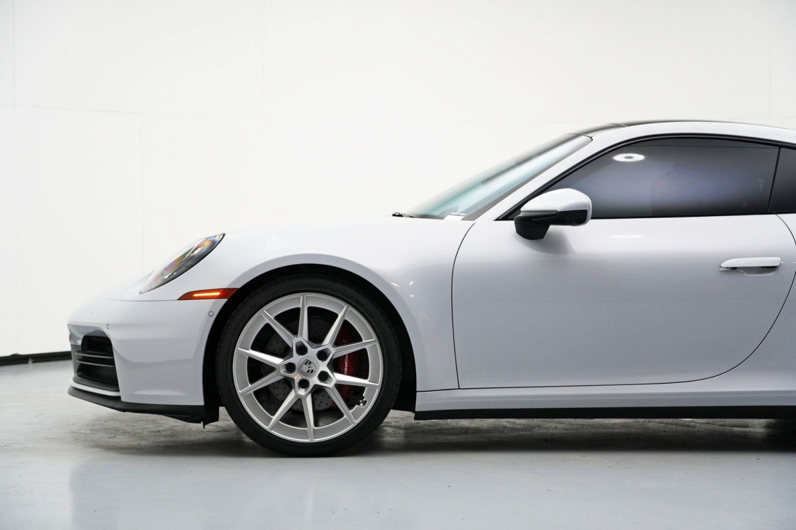Used 2025 Porsche 911 Carrera RWD image 50