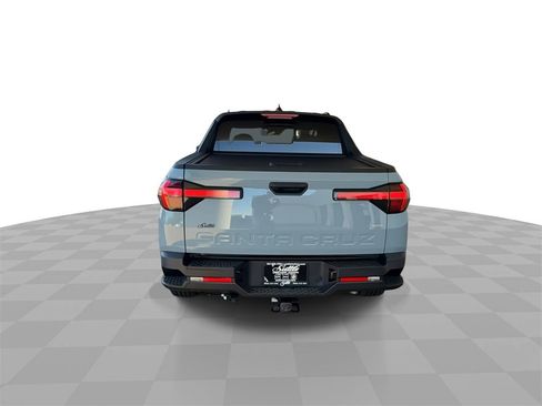 Used 2022 Hyundai Santa Cruz SEL w/ Activity Package image 7