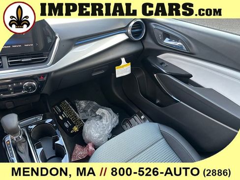 New 2026 Chevrolet Trax LT image 18