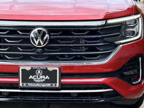 Used 2025 Volkswagen Atlas Cross Sport SEL Premium R-Line AWD/4WD image 10