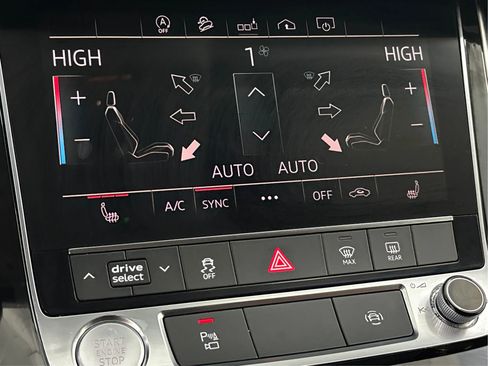 Used 2020 Audi Q8 Premium w/ Convenience Package image 37