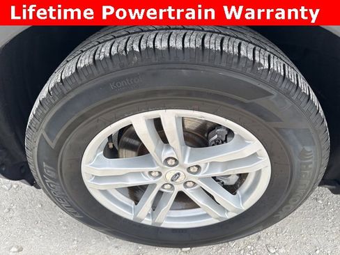 Used 2024 Ford Explorer XLT w/ Equipment Group 202A image 10