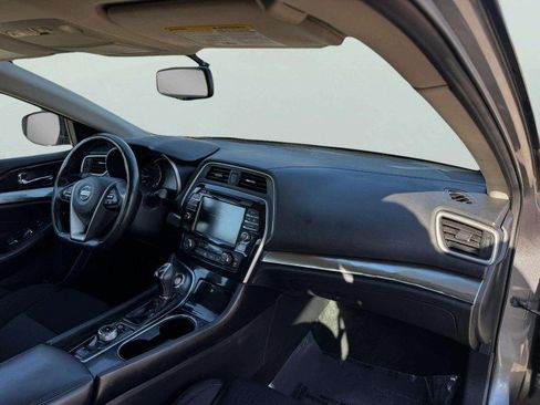 Used 2019 Nissan Maxima 3.5 S w/ Floor Mat Group image 46