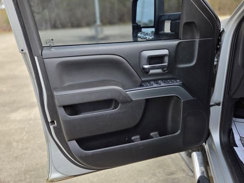 Used 2017 Chevrolet Silverado 2500 LT w/ LT Plus Package image 20