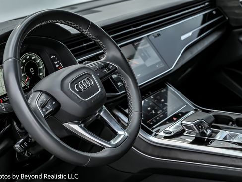 Used 2021 Audi Q8 Prestige image 31