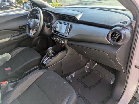 Used 2018 Nissan Kicks S image 21