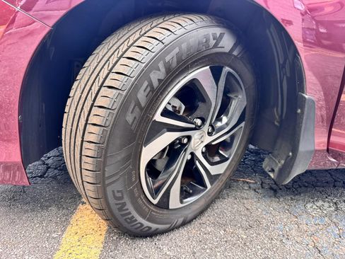 Used 2017 Honda Accord LX image 22