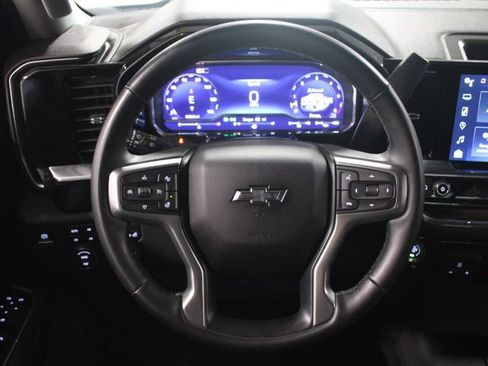 Used 2024 Chevrolet Silverado 1500 RST w/ Z71 Off-Road Package AWD/4WD image 37