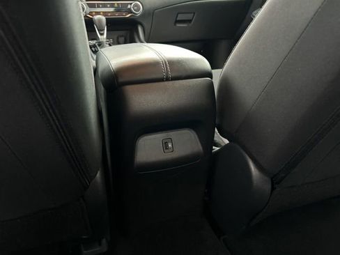 Used 2024 Nissan Sentra SV FWD image 20