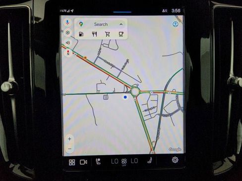 Used 2024 Volvo XC60 B5 Plus w/ Climate Package image 18