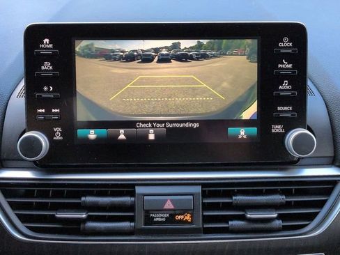 Used 2018 Honda Accord EX image 21