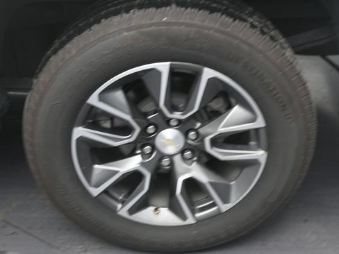 Used 2022 Chevrolet Silverado 1500 LT RWD image 9