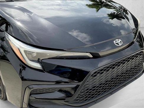 Used 2023 Toyota Corolla SE FWD image 30