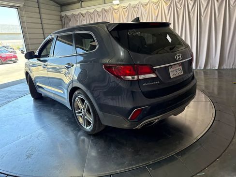 Used 2017 Hyundai Santa Fe FWD image 7
