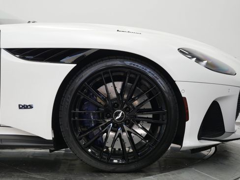 Used 2020 Aston Martin DBS Superleggera RWD image 63