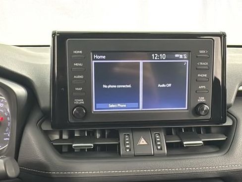 Used 2019 Toyota RAV4 XLE Premium image 25