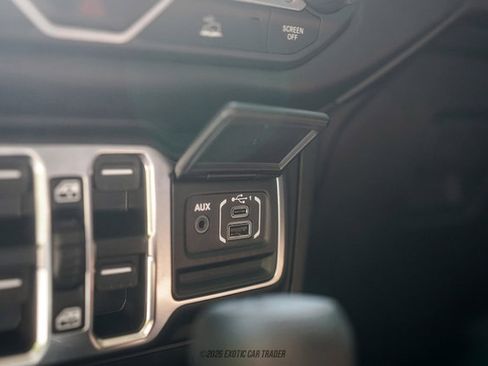 Used 2021 Jeep Gladiator Sport AWD/4WD image 32