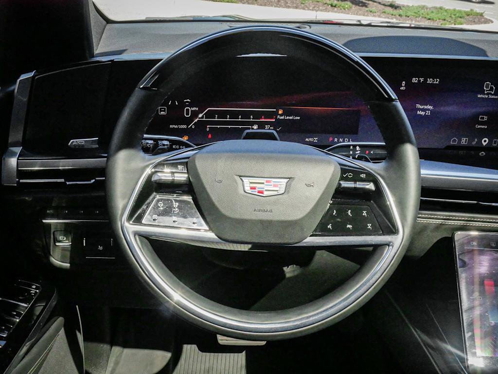 Used 2025 Cadillac Escalade ESV Sport w/ Touring Package AWD/4WD image 18