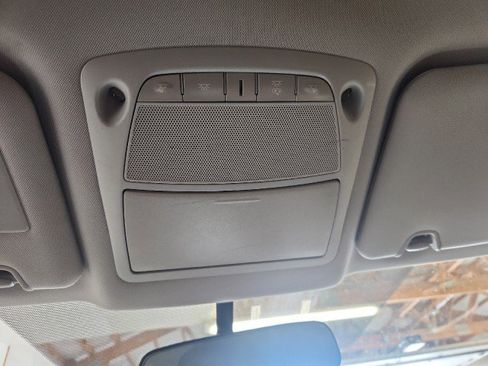 Used 2016 Nissan Rogue SV w/ SV Premium Package image 19