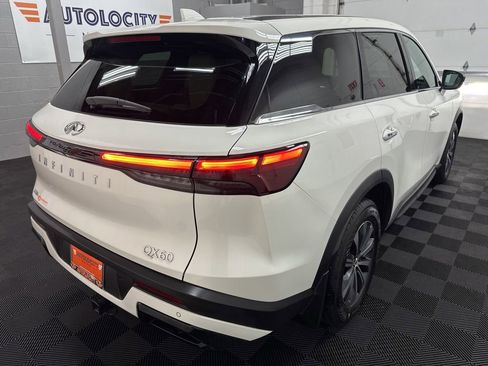 Used 2024 INFINITI QX60 Pure image 10