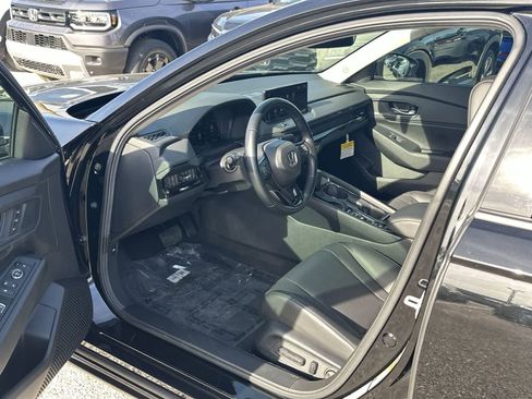 Used 2024 Honda Accord EX-L image 10