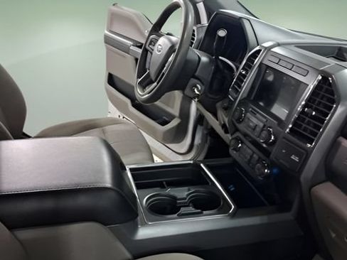 Used 2020 Ford F250 XLT w/ XLT Premium Package AWD/4WD image 19