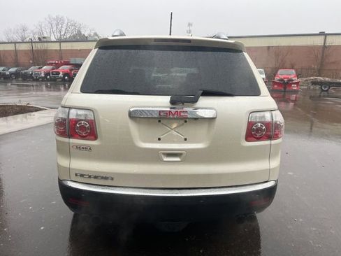 Used 2009 GMC Acadia SLT w/ Technology Package FWD image 6