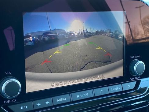 New 2025 Nissan Pathfinder SV w/ Black Appearance Package image 23