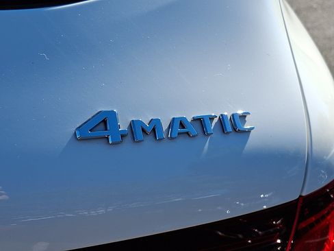 Certified 2022 Mercedes-Benz GLC 300 4MATIC image 31