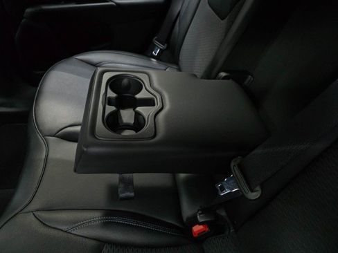 Used 2025 Jeep Compass Latitude w/ Altitude Special Edition AWD/4WD image 16