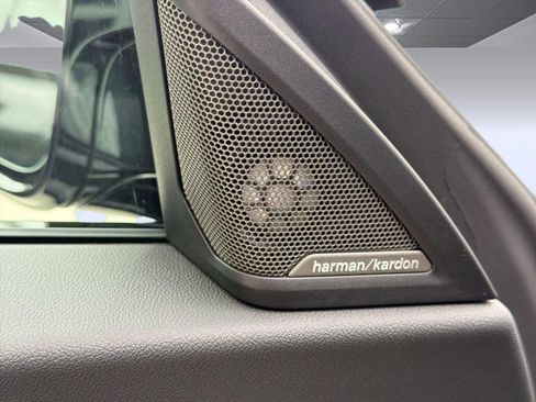 Used 2025 BMW M2 w/ Lighting Package image 20