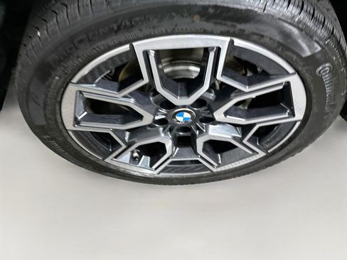 Used 2026 BMW X2 xDrive28i AWD/4WD image 11