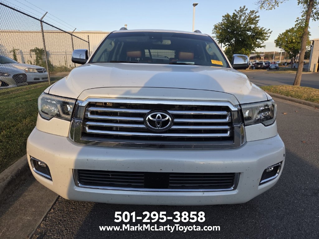Used 2022 Toyota Sequoia Platinum RWD image 2