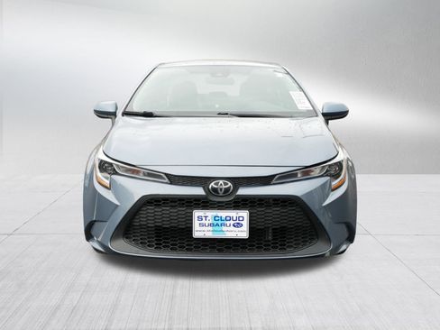 Used 2021 Toyota Corolla LE image 2