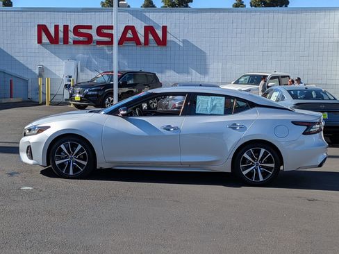 Certified 2023 Nissan Maxima SV w/ Floor Mat Group image 5