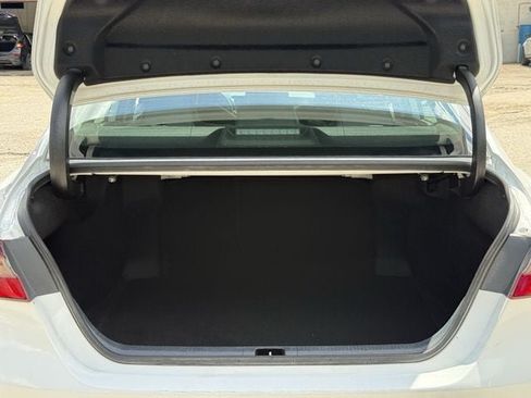 Used 2024 Toyota Camry SE FWD image 30