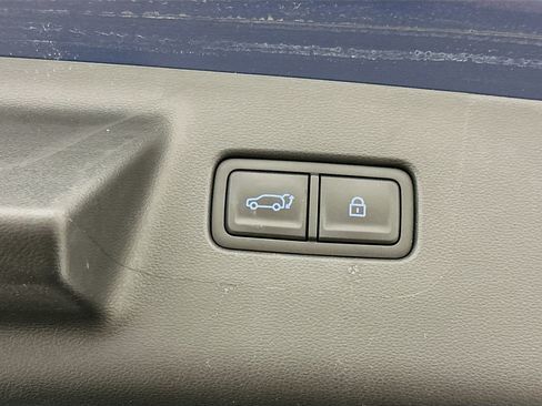 Used 2025 Hyundai Santa Fe SEL AWD/4WD image 32