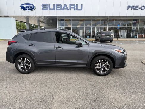 Used 2026 Subaru Crosstrek 2.0i Premium AWD/4WD image 2