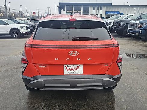 Used 2024 Hyundai Kona Limited image 5