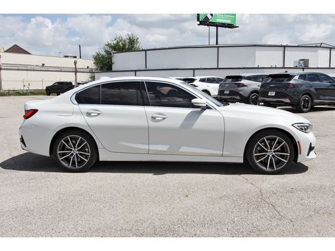 Used 2021 BMW 330i Sedan w/ Convenience Package image 8