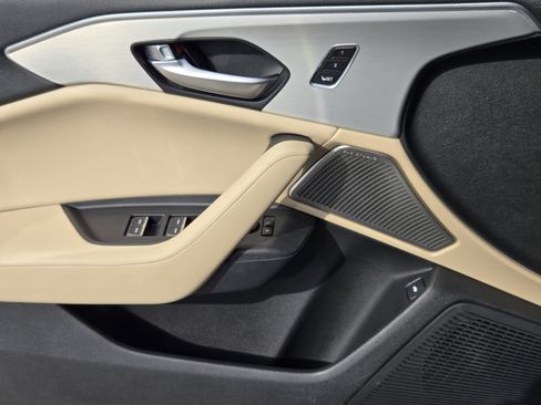 Certified 2025 Acura TLX w/ Technology Package image 31