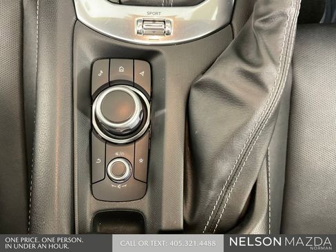Used 2025 MAZDA MX-5 Miata RF Grand Touring image 30