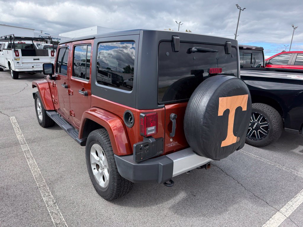 Used 2014 Jeep Wrangler Unlimited Sahara w/ Connectivity Group AWD/4WD image 4