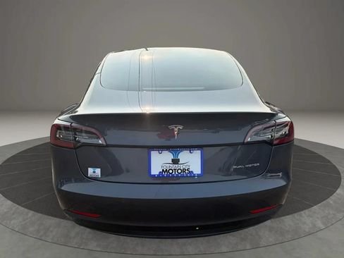 Used 2022 Tesla Model 3 Long Range AWD/4WD image 5