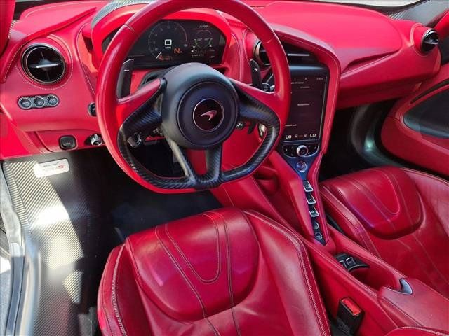 Used 2020 McLaren 720S Performance RWD image 9