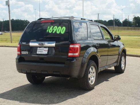 Used 2011 Ford Escape Limited FWD image 13