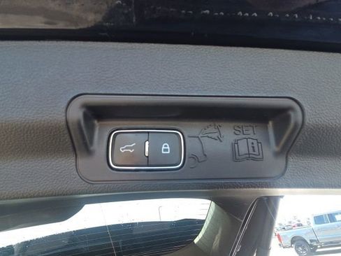 Certified 2023 Ford Explorer XLT w/ Equipment Group 202A image 14