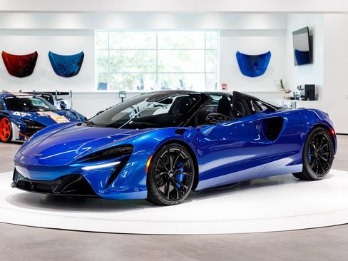 New 2026 McLaren Artura Spider RWD image 4