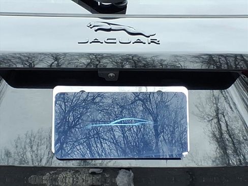 New 2026 Jaguar F-PACE R-Dynamic S image 19